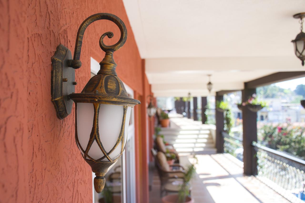 Hotel Los Cofrades Solola Exterior photo