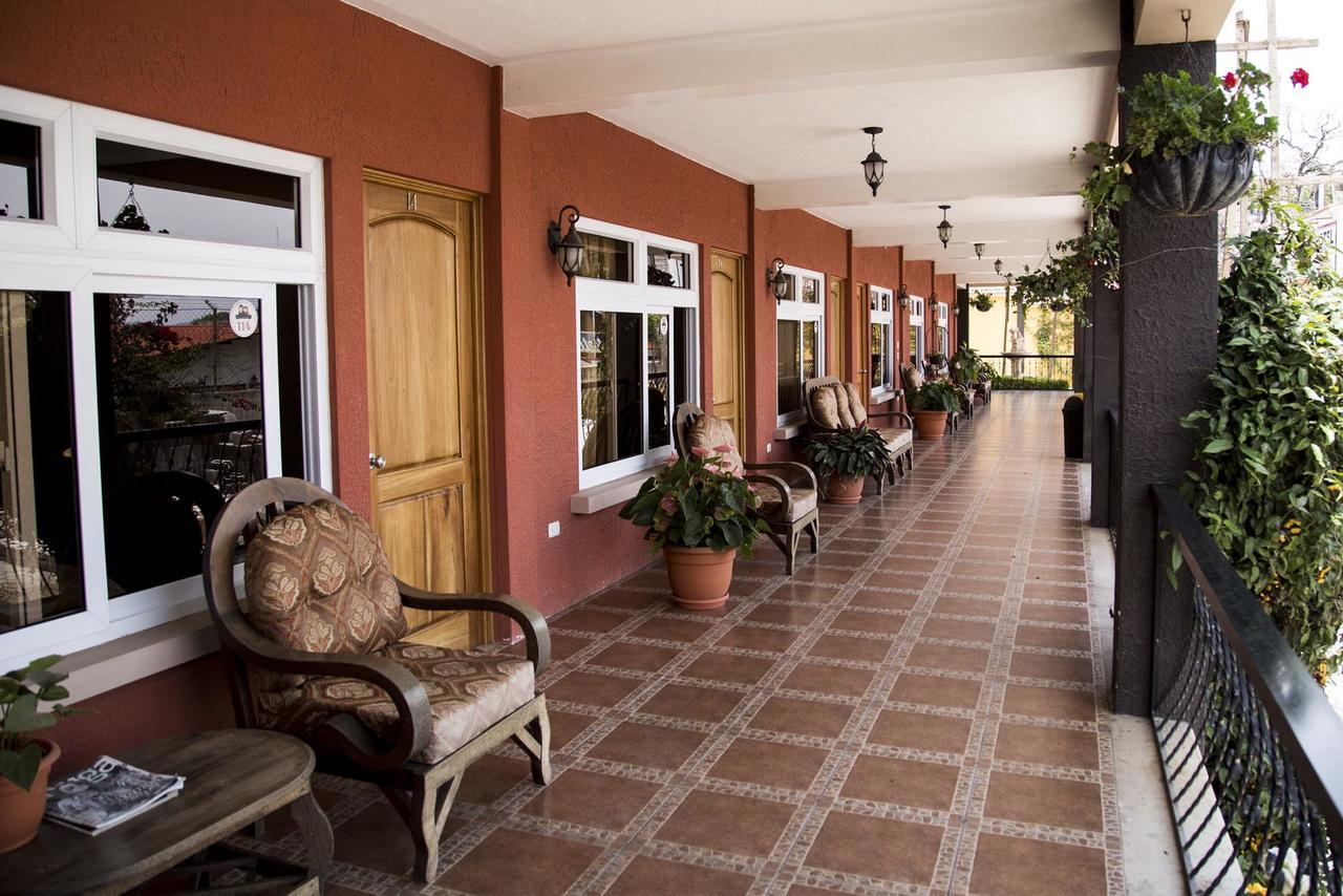 Hotel Los Cofrades Solola Exterior photo
